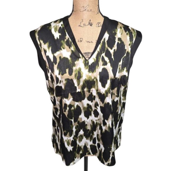 DKNY Stylish Camouflage Print‎ Women's Top Size Small New! - Picture 1 of 6